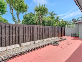 8133 SW 152nd Ct, Miami FL 33193