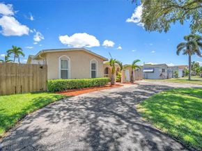 9200 SW 54th St, Cooper City FL 33328