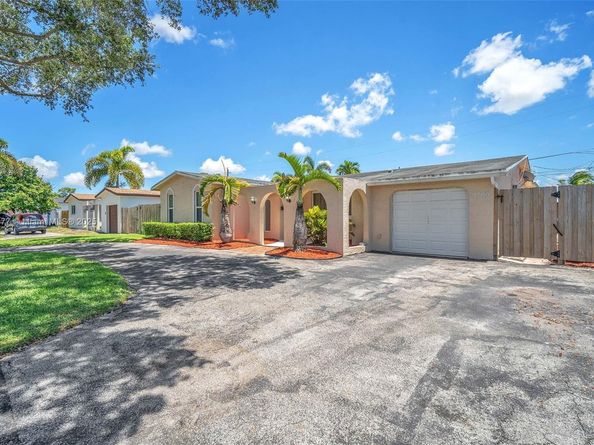 9200 SW 54th St, Cooper City FL 33328