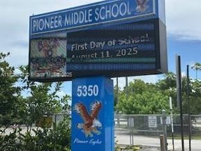 9200 SW 54th St, Cooper City FL 33328