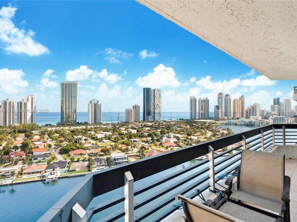 19101 NE 36th Ct 2611, Aventura FL 33180