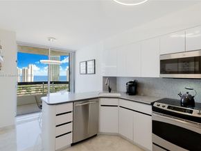 19101 NE 36th Ct 2611, Aventura FL 33180