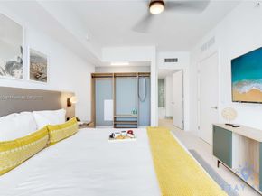 159 NE 6th St 3004, Miami FL 33132