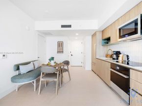 159 NE 6th St 3004, Miami FL 33132