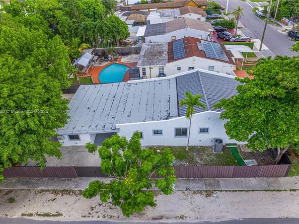 240 SW 55th Ave, Coral Gables FL 33134