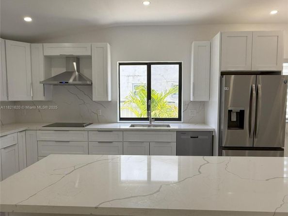 240 SW 55th Ave, Coral Gables FL 33134