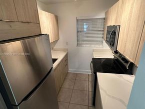 2008 N Jackson St B4, Hollywood FL 33020