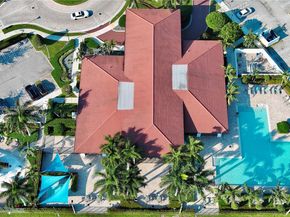 11438 W 34th Ct, Hialeah FL 33018