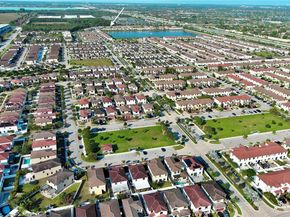 11438 W 34th Ct, Hialeah FL 33018