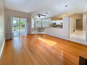 10621 Paris St, Cooper City FL 33026