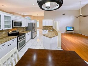 10621 Paris St, Cooper City FL 33026