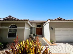 10621 Paris St, Cooper City FL 33026