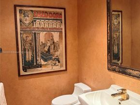 3508 Bayshore Villas Dr, Miami FL 33133