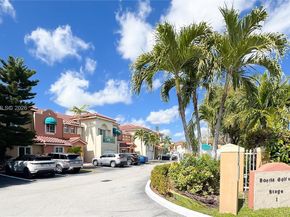 17360 NW 69th Ct 204, Hialeah FL 33015