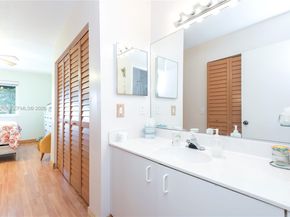 17360 NW 69th Ct 204, Hialeah FL 33015