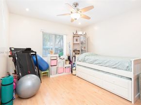 17360 NW 69th Ct 204, Hialeah FL 33015