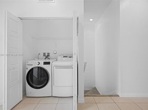 674 NE 191st Ter, Miami FL 33179