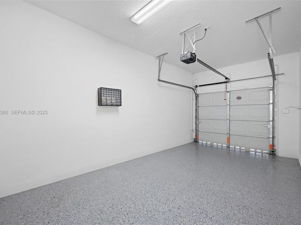 674 NE 191st Ter, Miami FL 33179