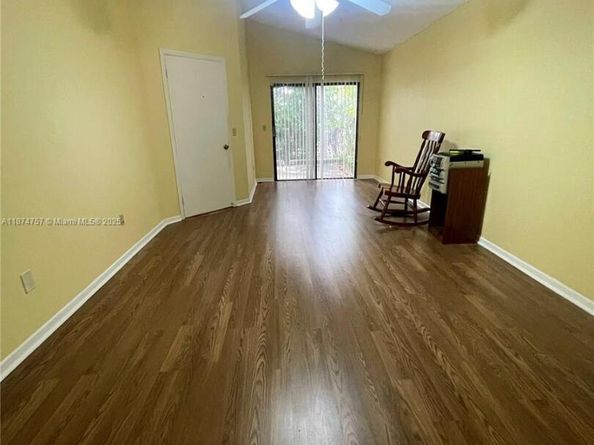 739 Holly St, North Lauderdale FL 33068