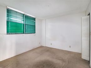 110 Royal Park Dr 3C, Oakland Park FL 33309