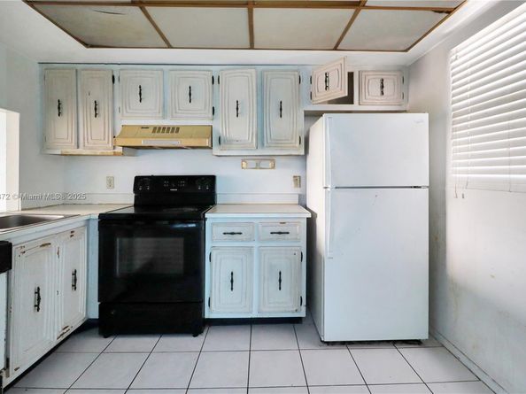 110 Royal Park Dr 3C, Oakland Park FL 33309