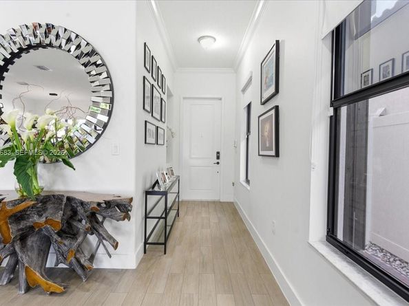 3407 W 99th Pl, Hialeah FL 33018