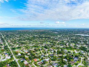 18231 SW 90th Ct, Palmetto Bay FL 33157