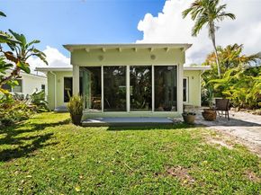 8819 Hawthorne Ave, Surfside FL 33154