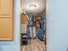 3127 NW 68th St, Fort Lauderdale FL 33309