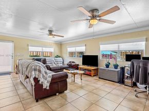 3127 NW 68th St, Fort Lauderdale FL 33309