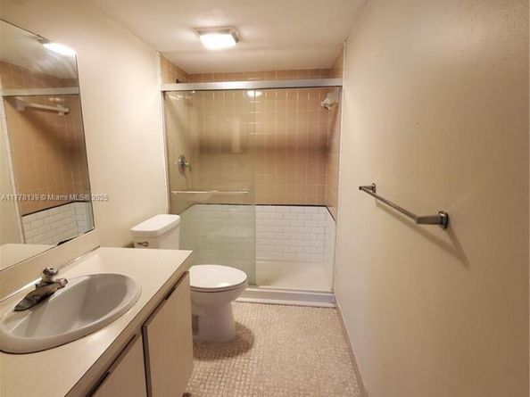 5550 NW 44th St 111B, Lauderhill FL 33319