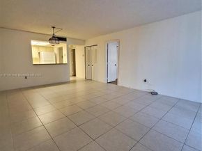 5550 NW 44th St 111B, Lauderhill FL 33319