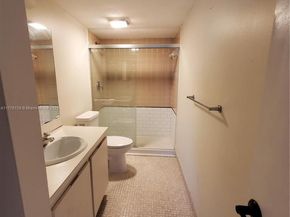 5550 NW 44th St 111B, Lauderhill FL 33319