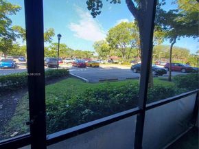 5550 NW 44th St 111B, Lauderhill FL 33319
