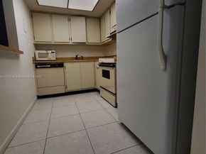 5550 NW 44th St 111B, Lauderhill FL 33319