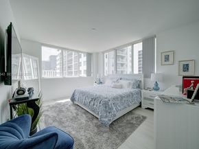 244 Biscayne Blvd 2309, Miami FL 33132