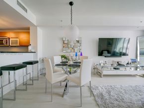 244 Biscayne Blvd 2309, Miami FL 33132