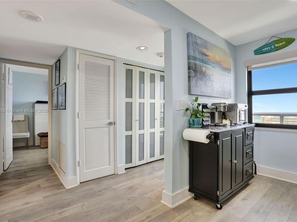 1401 N Riverside Dr 1403, Pompano Beach FL 33062