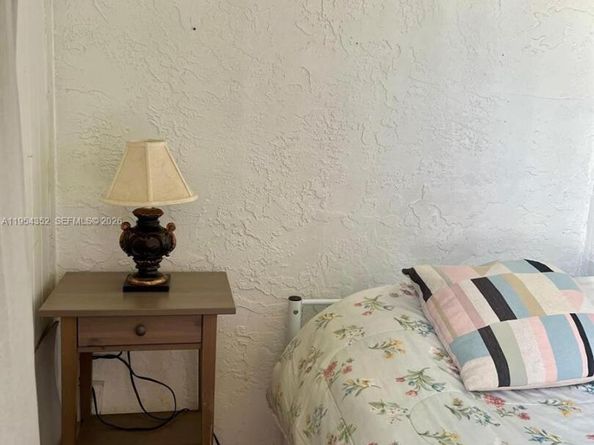 2860 Somerset Dr 405K, Lauderdale Lakes FL 33311