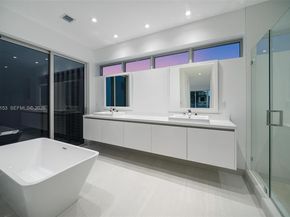 16710 N Botaniko Dr N, Weston FL 33326