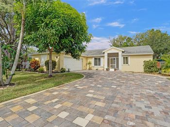 5540 NW 40th Ter