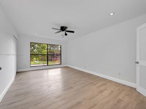 11500 SW 64th St H, Miami FL 33173