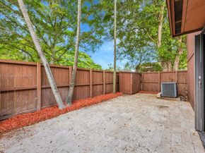 11500 SW 64th St H, Miami FL 33173