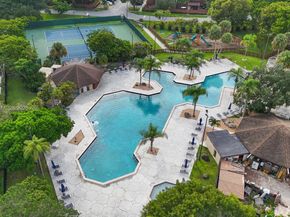 11500 SW 64th St H, Miami FL 33173