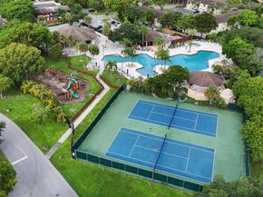 11500 SW 64th St H, Miami FL 33173