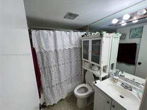 8851 Sunrise Lakes Blvd 109, Sunrise FL 33322