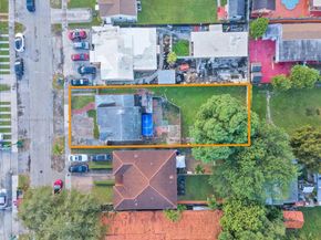 2811 SW 3rd St, Miami FL 33135