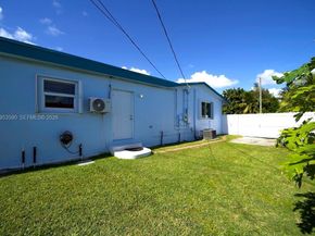 10910 SW 217th Ter, Miami FL 33170