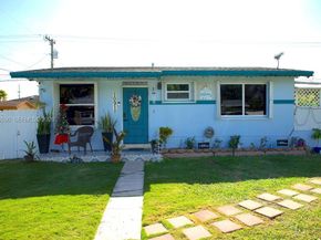 10910 SW 217th Ter, Miami FL 33170