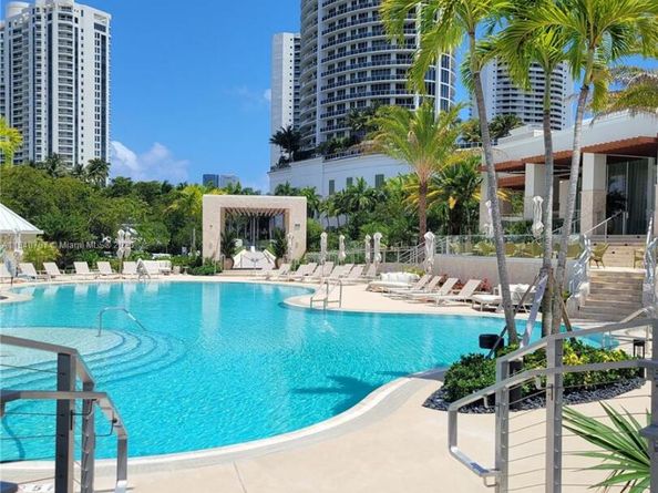 3000 Island Blvd 2902, Aventura FL 33160